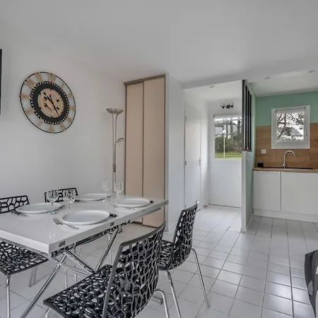 Maison Bord De Nyaraló *