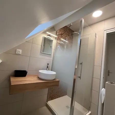 Maison Bord De